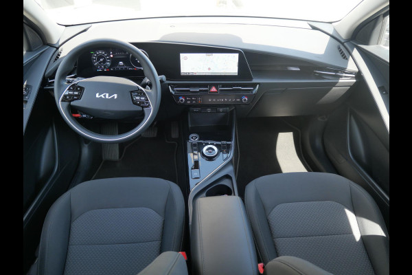 Kia Niro EV Light Edition 64.8 kWh | Navigatie | Achteruitrijcamera | Airco | Cruise control Adaptief |