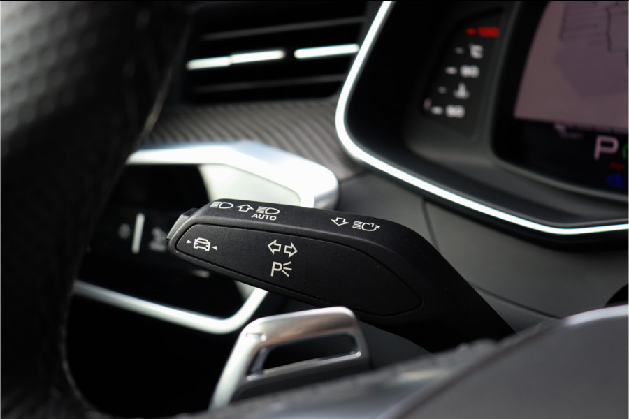 Audi RS6 4.0 V8 TFSI Quattro NL AUTO **Dynamic Plus/Ceramic/HUD/Carbon/Pano/B&O/ACC**