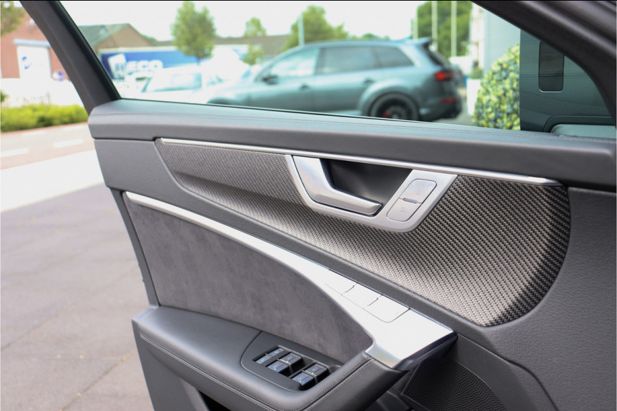 Audi RS6 4.0 V8 TFSI Quattro NL AUTO **Dynamic Plus/Ceramic/HUD/Carbon/Pano/B&O/ACC**
