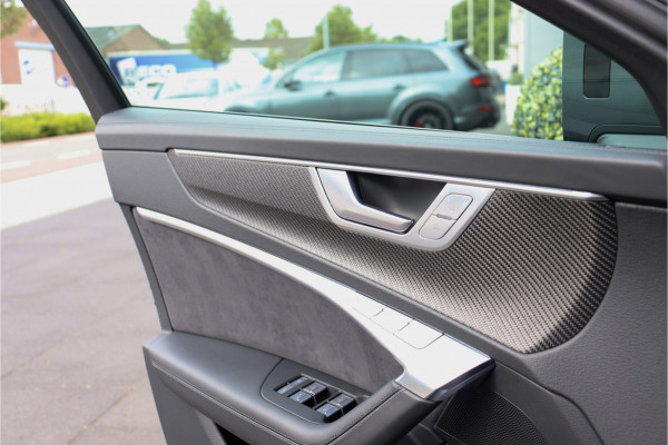 Audi RS6 4.0 V8 TFSI Quattro NL AUTO **Dynamic Plus/Ceramic/HUD/Carbon/Pano/B&O/ACC**