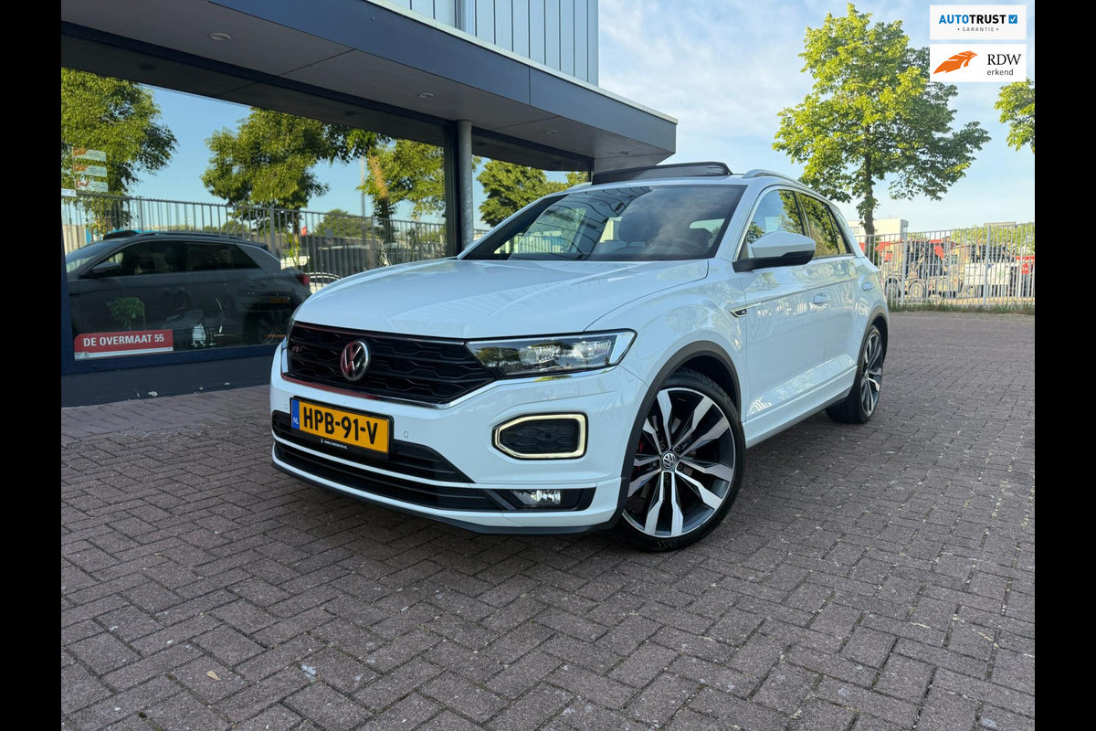 Volkswagen T-Roc 1.5 TSI R-Line | Pano | LED | ACC | Virtual Volkswagen T-Roc 1.5 TSI R-Line | Pano | LED | ACC | Virtual