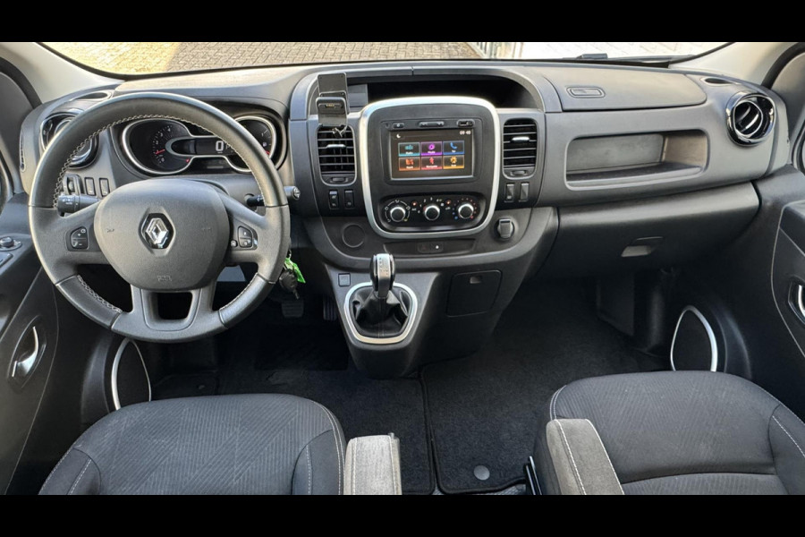 Renault Trafic 2.0 dCi 145 T29 L2H1 DC Luxe Climate control Cruise control Navigatie Apple carplay