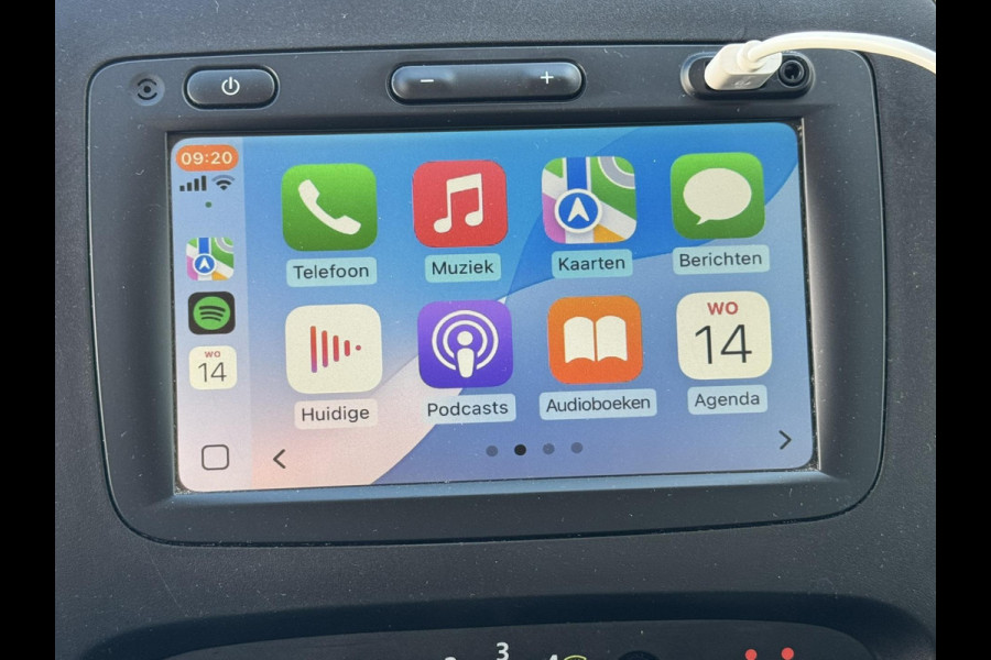 Renault Trafic 2.0 dCi 145 T29 L2H1 DC Luxe Climate control Cruise control Navigatie Apple carplay