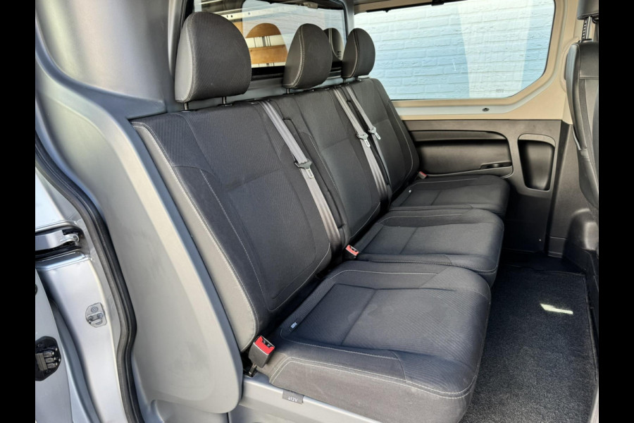 Renault Trafic 2.0 dCi 145 T29 L2H1 DC Luxe Climate control Cruise control Navigatie Apple carplay