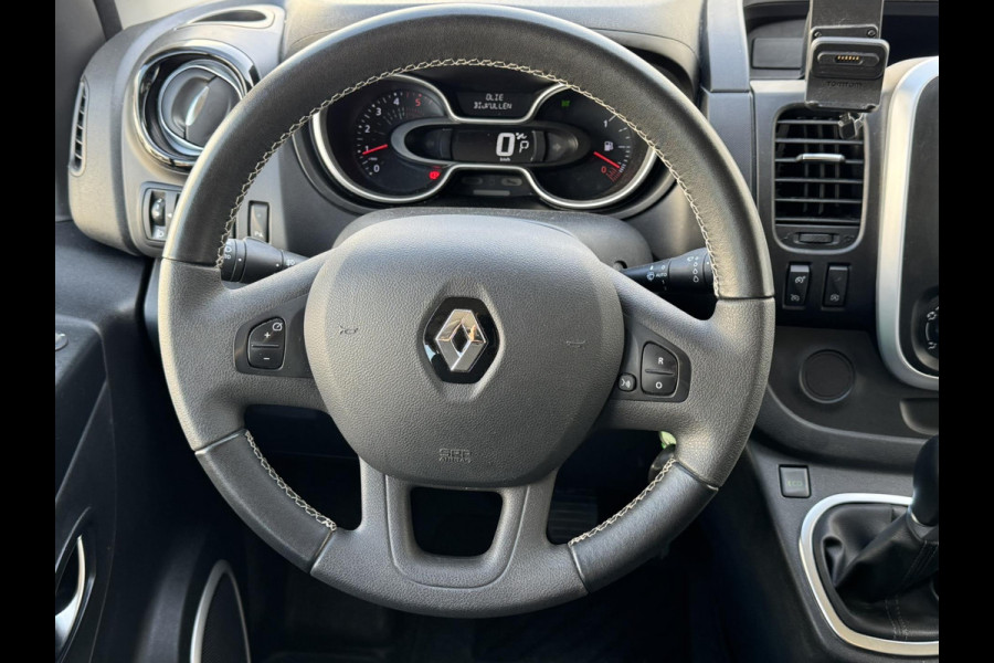Renault Trafic 2.0 dCi 145 T29 L2H1 DC Luxe Climate control Cruise control Navigatie Apple carplay