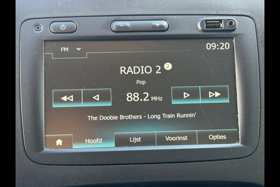 Renault Trafic 2.0 dCi 145 T29 L2H1 DC Luxe Climate control Cruise control Navigatie Apple carplay
