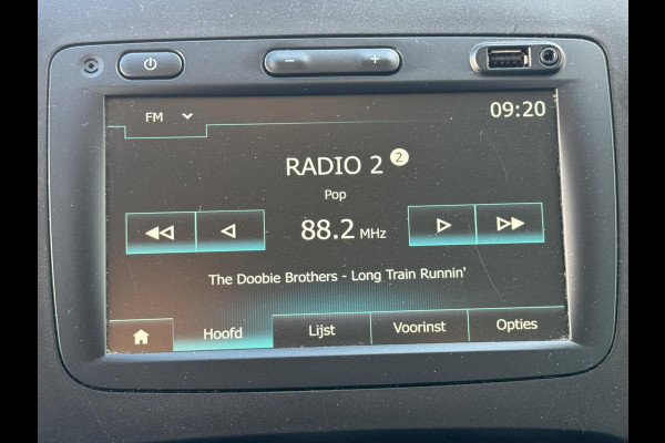 Renault Trafic 2.0 dCi 145 T29 L2H1 DC Luxe Climate control Cruise control Navigatie Apple carplay