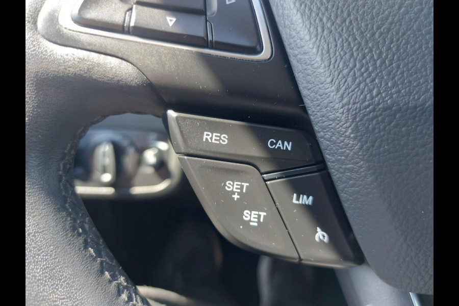 Ford C-MAX 1.5 Titanium, airco,cruise,applecarplay,navigatie/camera,