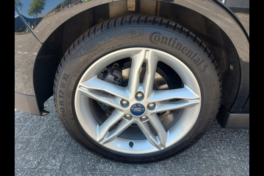 Ford C-MAX 1.5 Titanium, airco,cruise,applecarplay,navigatie/camera,