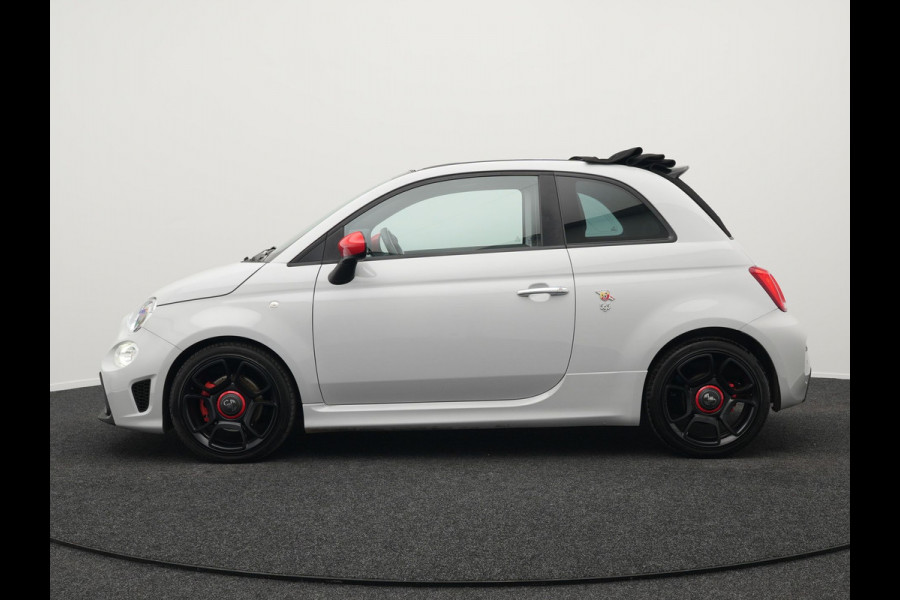 Fiat ABARTH 595 Pista 165 pk Automaat Campovolo Grau | bi Xenon  | Monza Sportuitlaat |  Apple Carplay | Sportstoelen | G Force Indicator | 17"L.M | DAB | Parkpilot |