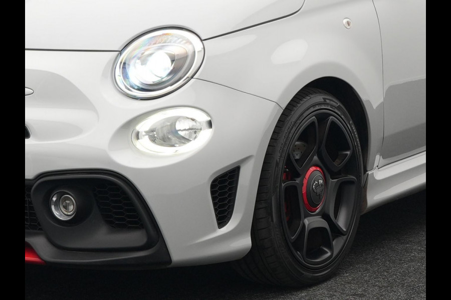 Fiat ABARTH 595 Pista 165 pk Automaat Campovolo Grau | bi Xenon  | Monza Sportuitlaat |  Apple Carplay | Sportstoelen | G Force Indicator | 17"L.M | DAB | Parkpilot |