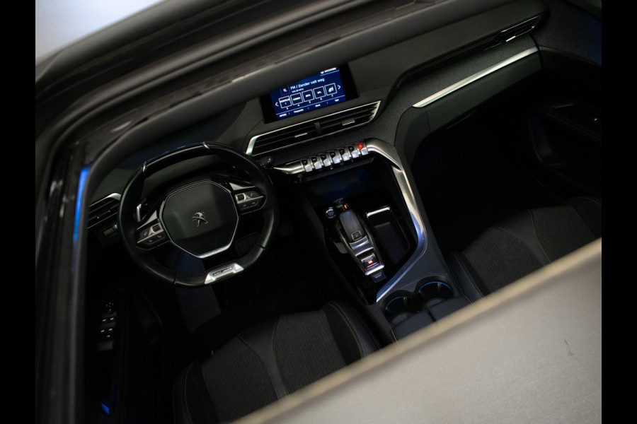 Peugeot 3008 1.2 PureTech GT Line Avantage (PANORAMADAK,APPLE CARPLAY,SFEER VERLICHTING,CAMERA,LED,XENON,PDC,3D CAMERA,NETTESTAAT)