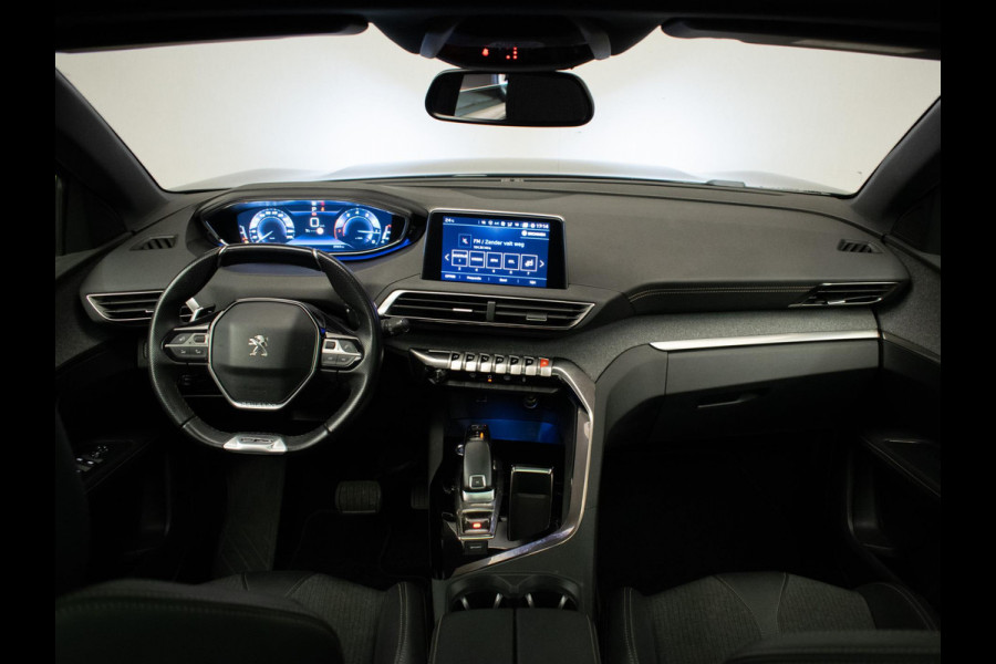 Peugeot 3008 1.2 PureTech GT Line Avantage (PANORAMADAK,APPLE CARPLAY,SFEER VERLICHTING,CAMERA,LED,XENON,PDC,3D CAMERA,NETTESTAAT)