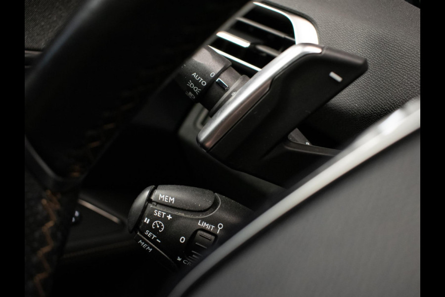 Peugeot 3008 1.2 PureTech GT Line Avantage (PANORAMADAK,APPLE CARPLAY,SFEER VERLICHTING,CAMERA,LED,XENON,PDC,3D CAMERA,NETTESTAAT)