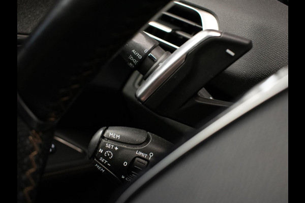 Peugeot 3008 1.2 PureTech GT Line Avantage (PANORAMADAK,APPLE CARPLAY,SFEER VERLICHTING,CAMERA,LED,XENON,PDC,3D CAMERA,NETTESTAAT)