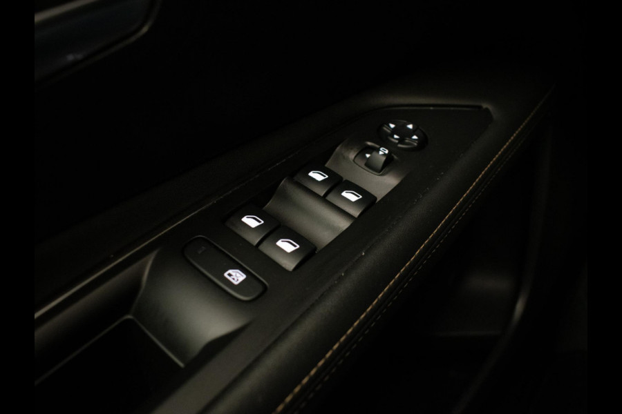 Peugeot 3008 1.2 PureTech GT Line Avantage (PANORAMADAK,APPLE CARPLAY,SFEER VERLICHTING,CAMERA,LED,XENON,PDC,3D CAMERA,NETTESTAAT)