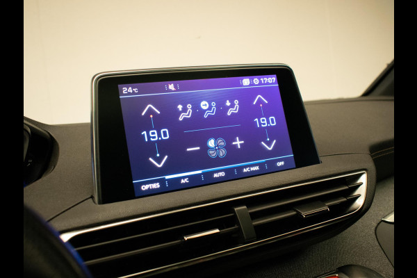 Peugeot 3008 1.2 PureTech GT Line Avantage (PANORAMADAK,APPLE CARPLAY,SFEER VERLICHTING,CAMERA,LED,XENON,PDC,3D CAMERA,NETTESTAAT)