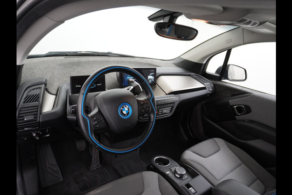 BMW i3 AUT.170pk Panodak Warmtepomp Keyless Navi-Pro MultiMedia WiFi-vb. Led 19"StoelverwarmdRegensensor DAB Cruise Control 94Ah 33kWh  Comfort Pack Advance € 46.000 nieuw! Nieuwe model (2018)