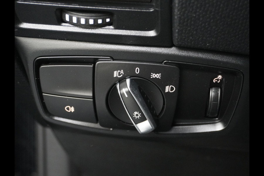 BMW i3 AUT.170pk Panodak Warmtepomp Keyless Navi-Pro MultiMedia WiFi-vb. Led 19"StoelverwarmdRegensensor DAB Cruise Control 94Ah 33kWh  Comfort Pack Advance € 46.000 nieuw! Nieuwe model (2018)