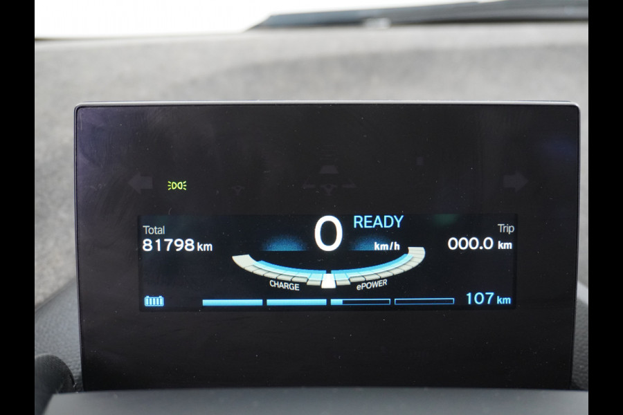 BMW i3 AUT.170pk Panodak Warmtepomp Keyless Navi-Pro MultiMedia WiFi-vb. Led 19"StoelverwarmdRegensensor DAB Cruise Control 94Ah 33kWh  Comfort Pack Advance € 46.000 nieuw! Nieuwe model (2018)