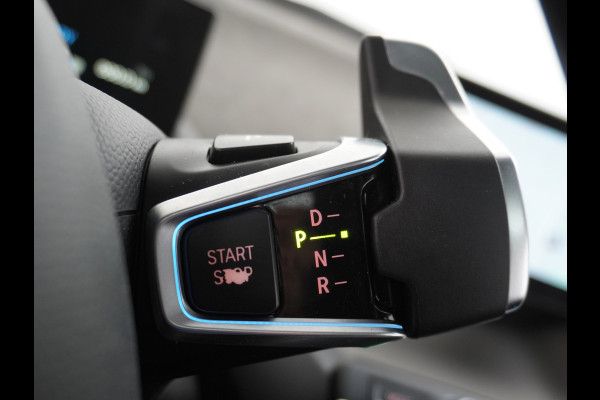 BMW i3 AUT.170pk Panodak Warmtepomp Keyless Navi-Pro MultiMedia WiFi-vb. Led 19"StoelverwarmdRegensensor DAB Cruise Control 94Ah 33kWh  Comfort Pack Advance € 46.000 nieuw! Nieuwe model (2018)