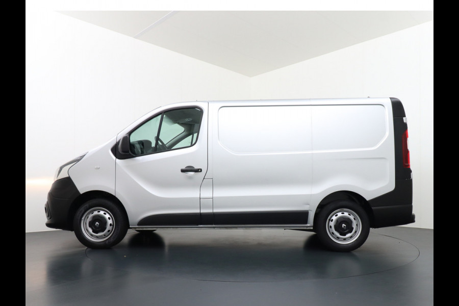 Renault Trafic 1.6dCi L1H1 T27 3-Pers. Elektrische Ramen en Spiegels Bluetooth Radio/Usb Betonplex vloer Schuifdeur Wandbetimmering Générique 1e Eigenaar Euro 6 Super nette Bus!