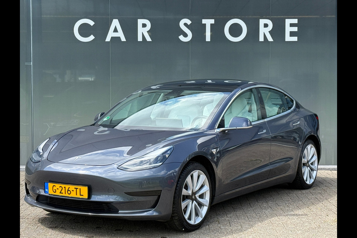 Tesla Model 3 Standard RWD Plus 60 kWh 88% SOH Autopilot 19 inch Tesla Model 3 Standard RWD Plus 60 kWh 88% SOH Autopilot 19 inch