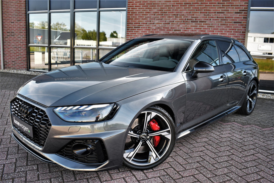 Audi RS4 Avant 2.9 TFSI quattro Pano Optic-black Massage Sfeer Camera