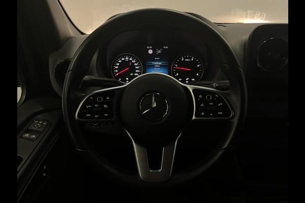 Mercedes-Benz Sprinter 315 L2H2 150pk Automaat Cruise control Navigatie 360 Camera Trekhaak