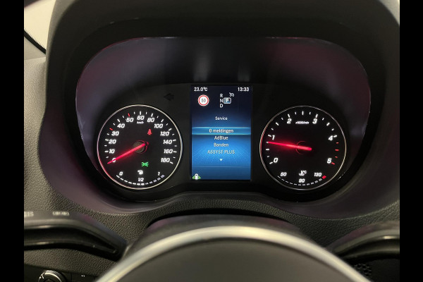 Mercedes-Benz Sprinter 315 L2H2 150pk Automaat Cruise control Navigatie 360 Camera Trekhaak