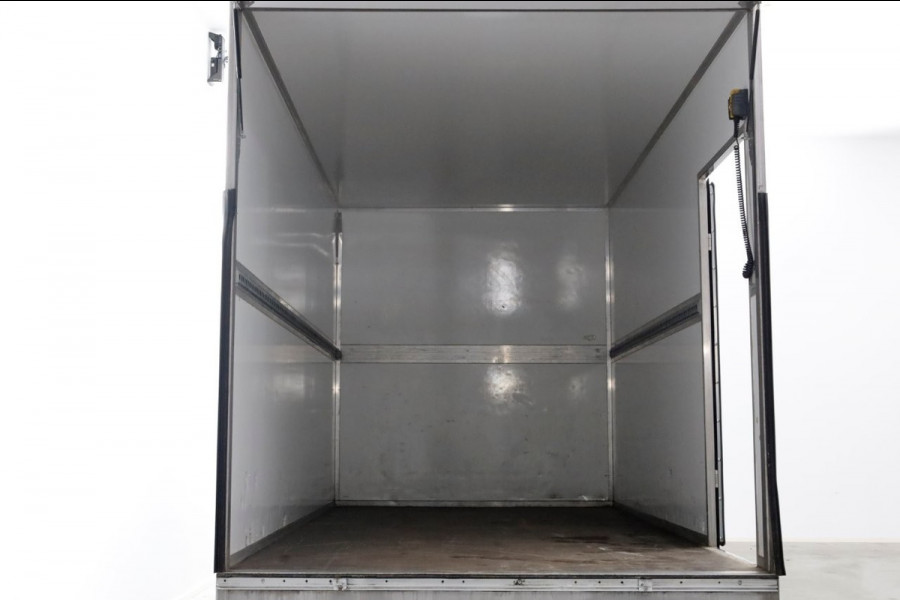 Iveco Daily 35S18 3.0 180pk Bakwagen met laadklep 1008kg laadverm. 09-2022