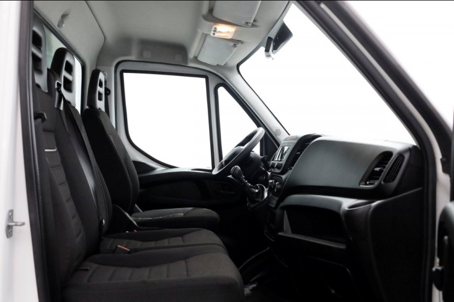 Iveco Daily 35S18 3.0 180pk Bakwagen met laadklep 1008kg laadverm. 09-2022