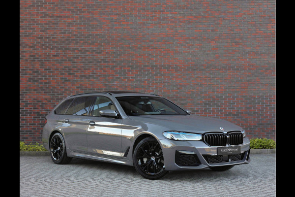 BMW 5 Serie Touring 530e xDrive *Pano*H/K*Laser*Trekhaak*