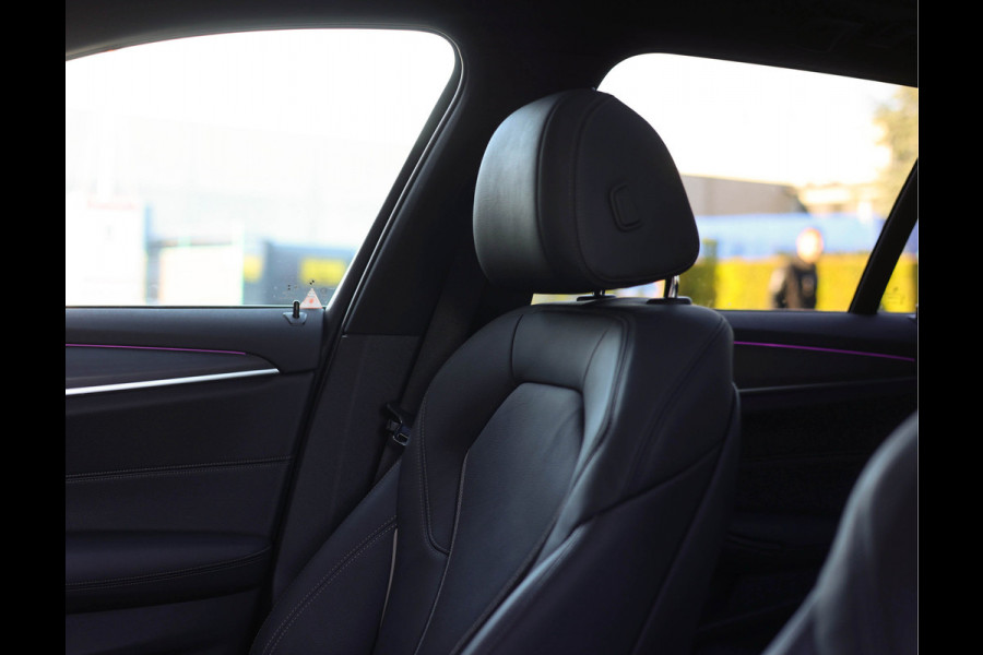 BMW 5 Serie Touring 530e xDrive *Pano*H/K*Laser*Trekhaak*