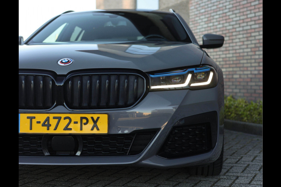 BMW 5 Serie Touring 530e xDrive *Pano*H/K*Laser*Trekhaak*