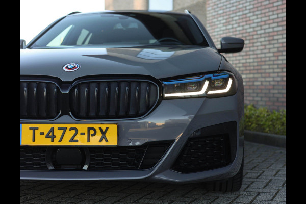 BMW 5 Serie Touring 530e xDrive *Pano*H/K*Laser*Trekhaak*