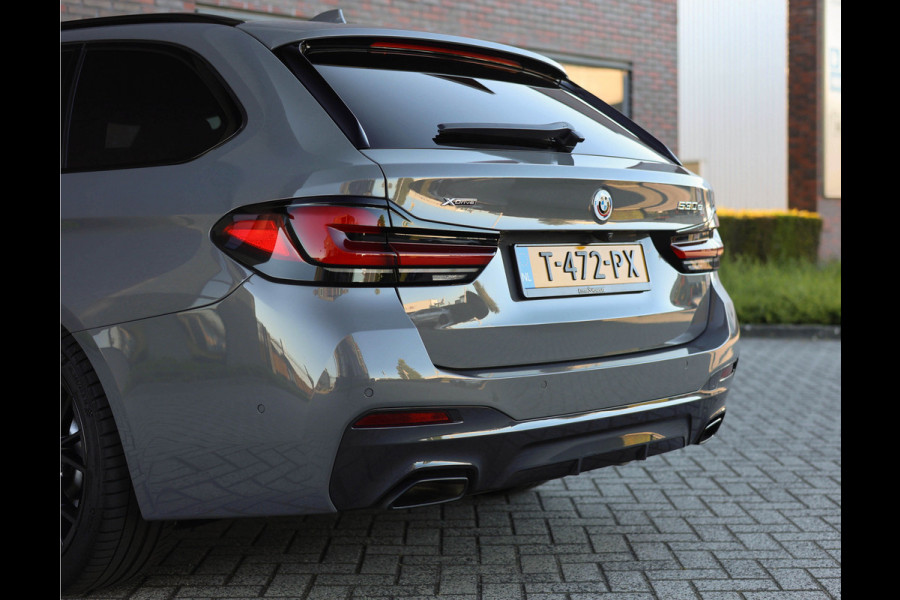 BMW 5 Serie Touring 530e xDrive *Pano*H/K*Laser*Trekhaak*
