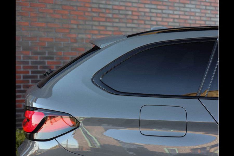 BMW 5 Serie Touring 530e xDrive *Pano*H/K*Laser*Trekhaak*