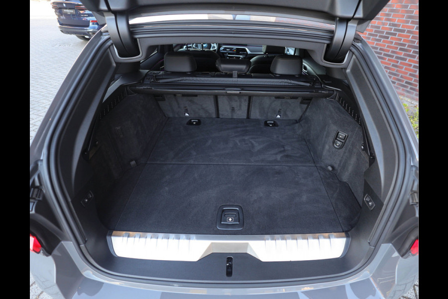 BMW 5 Serie Touring 530e xDrive *Pano*H/K*Laser*Trekhaak*