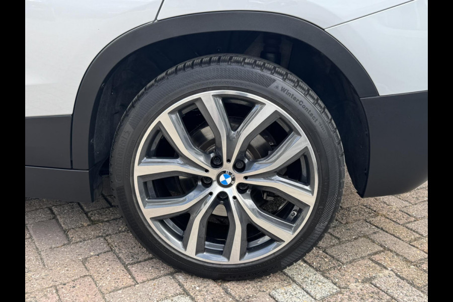 BMW X2 XDrive25e High Executive M-pakket Sfeer Harman/kardon Leder Carplay Head up Led