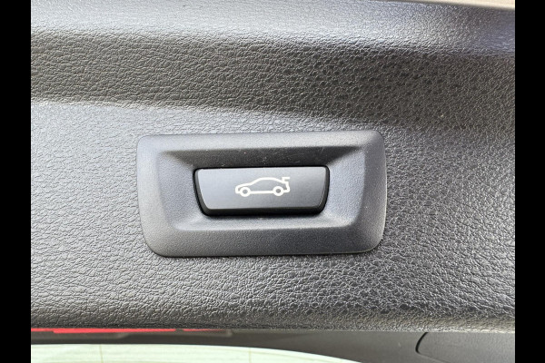 BMW X2 XDrive25e High Executive M-pakket Sfeer Harman/kardon Leder Carplay Head up Led