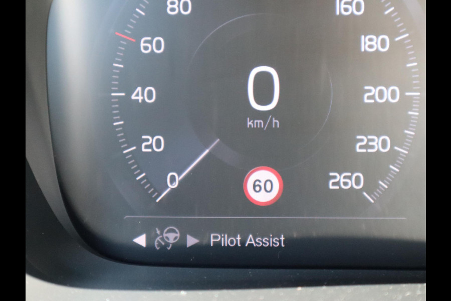 Volvo XC40 1.5 T5 Recharge R-Design | Harman/Kardon | Adaptive Cruise |