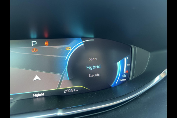 Peugeot 3008 1.6 HYbrid 225 Allure ELEK. KOFFER | ADAP. CRUISE | CAMERA