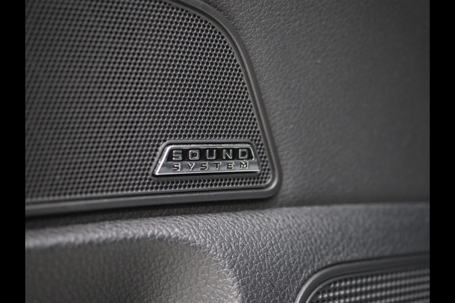 Škoda Superb Combi 1.4 TSI iV Laurin & Klement | Panoramadak | 360 | Premium Audio | Adaptive Cruise | Keyless | Virtual