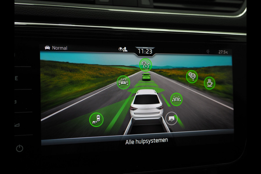 Škoda Superb Combi 1.4 TSI iV Laurin & Klement | Panoramadak | 360 | Premium Audio | Adaptive Cruise | Keyless | Virtual