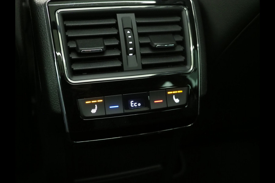 Škoda Superb Combi 1.4 TSI iV Laurin & Klement | Panoramadak | 360 | Premium Audio | Adaptive Cruise | Keyless | Virtual