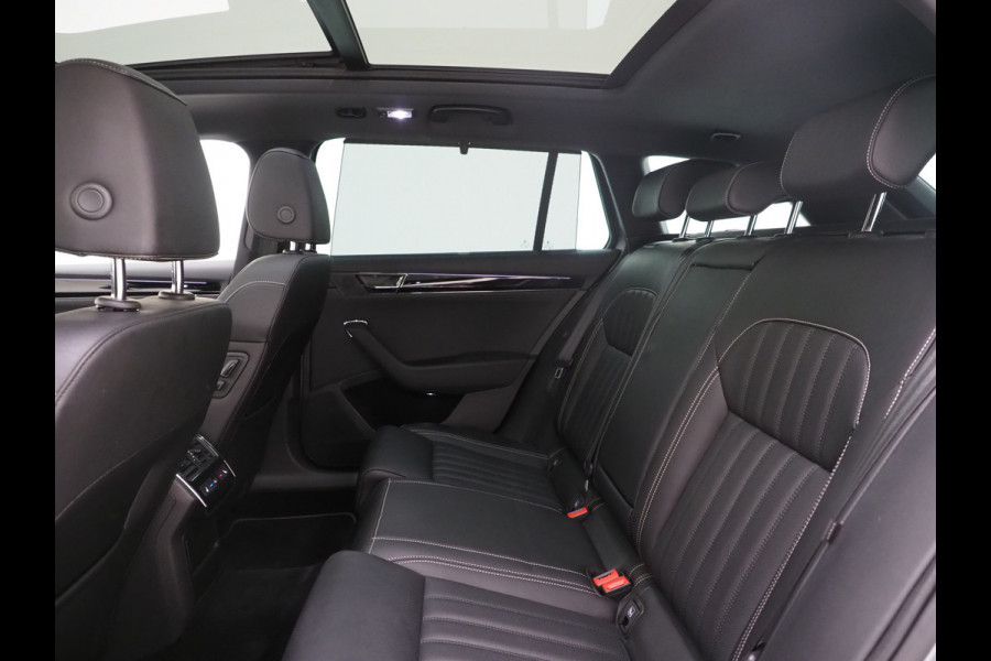 Škoda Superb Combi 1.4 TSI iV Laurin & Klement | Panoramadak | 360 | Premium Audio | Adaptive Cruise | Keyless | Virtual