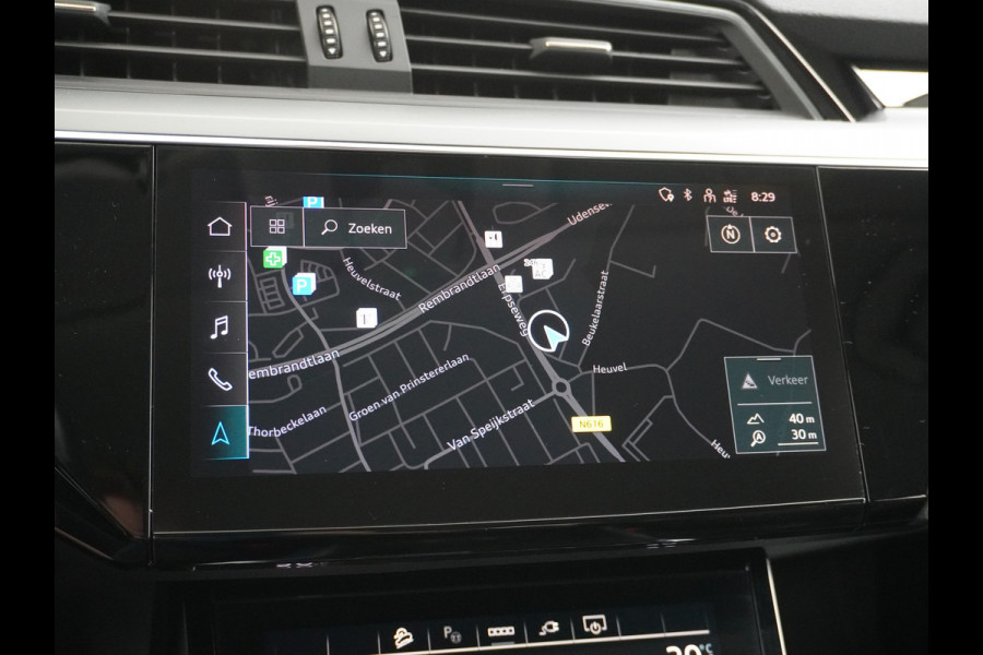 Audi e-tron ✅ 55 Quattro 95kWh 408PK AUT. Leder Luchtvering Audi-Sound-Sytem® Navi Park-assist PDC-a+v 19" LED Cruise Dab Virtual Cockpit Ke Elek.Achterklep Regen/Lichtsensor Bluetooth Wifi Grootste accu Fase 3 laden 1e Eigenaar Origineel Nederlandse Auto 1800KG trekvermogen