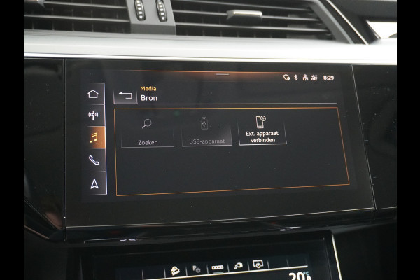 Audi e-tron ✅ 55 Quattro 95kWh 408PK AUT. Leder Luchtvering Audi-Sound-Sytem® Navi Park-assist PDC-a+v 19" LED Cruise Dab Virtual Cockpit Ke Elek.Achterklep Regen/Lichtsensor Bluetooth Wifi Grootste accu Fase 3 laden 1e Eigenaar Origineel Nederlandse Auto 1800KG trekvermogen