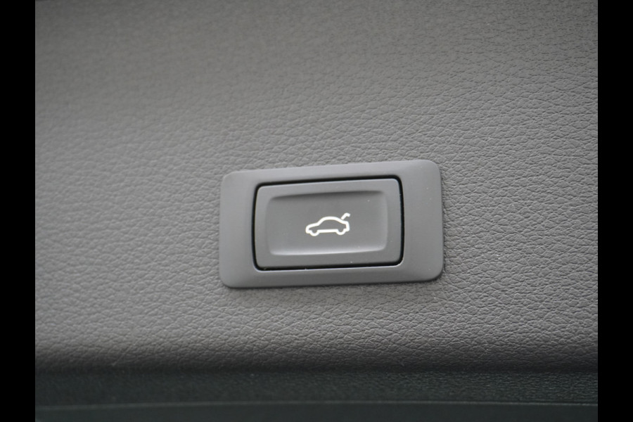Audi e-tron ✅ 55 Quattro 95kWh 408PK AUT. Leder Luchtvering Audi-Sound-Sytem® Navi Park-assist PDC-a+v 19" LED Cruise Dab Virtual Cockpit Ke Elek.Achterklep Regen/Lichtsensor Bluetooth Wifi Grootste accu Fase 3 laden 1e Eigenaar Origineel Nederlandse Auto 1800KG trekvermogen